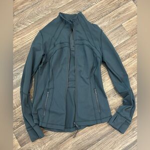 Lululemon define jacket size 10